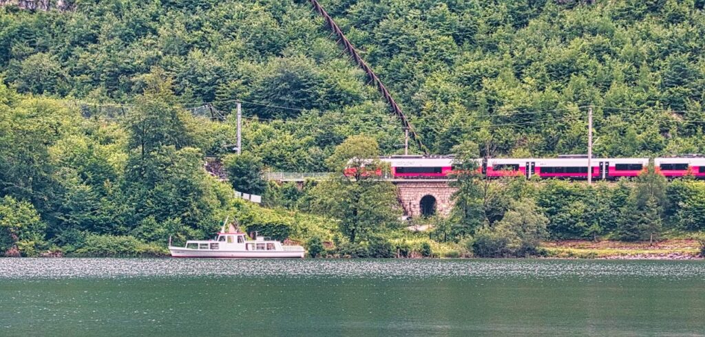 hallstatt lake cruise