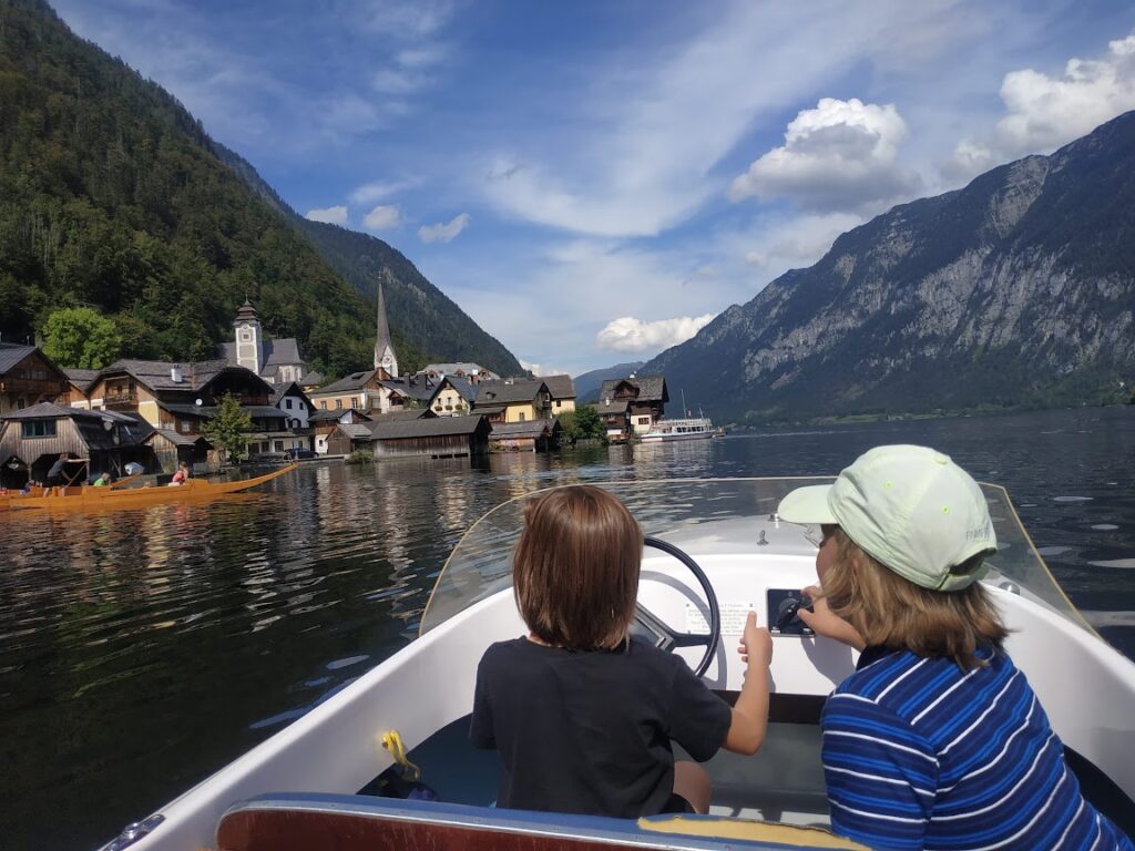 viewpoint Hallstatt lake from electric boat