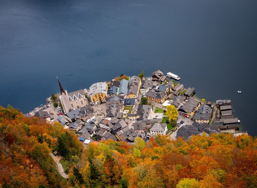 Hallstatt Itinerary - view from Skywalk - village