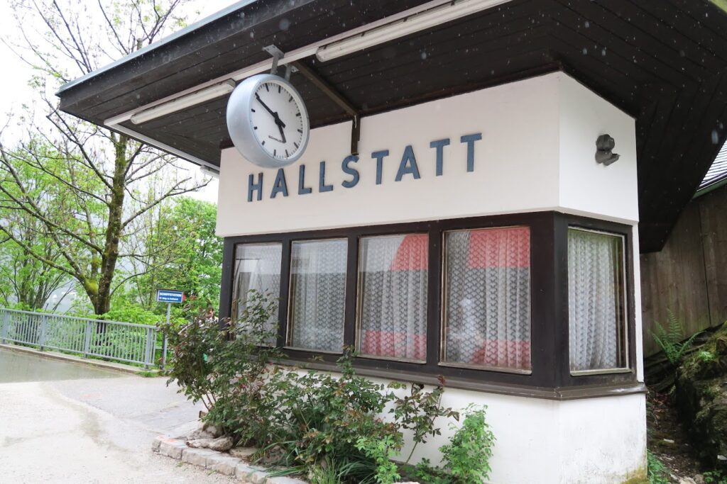 Hallstatt train station