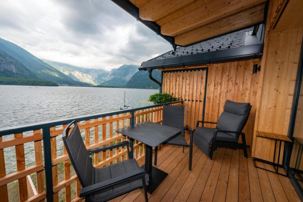 hotel terrace with view of the lake hallstatt