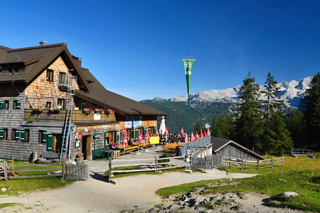 Gablonzer hütte in summer