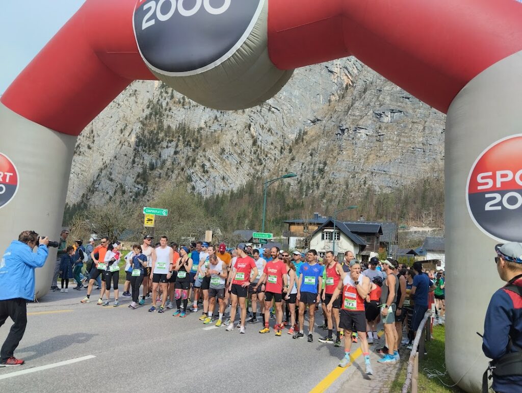 Hallstättersee Rundlauf start line