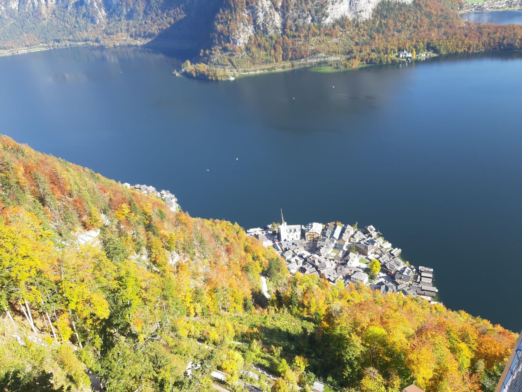Halstatt Spring Skywalk Hallstatt - experience the view - Hallstatt Austria